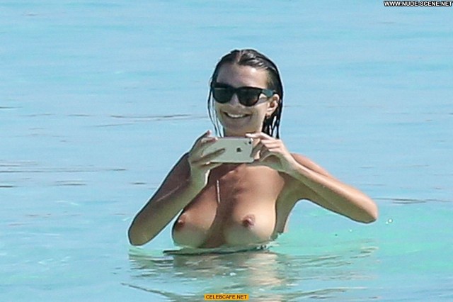 Emily Ratajkowski No Source Topless Celebrity Babe Toples Beach